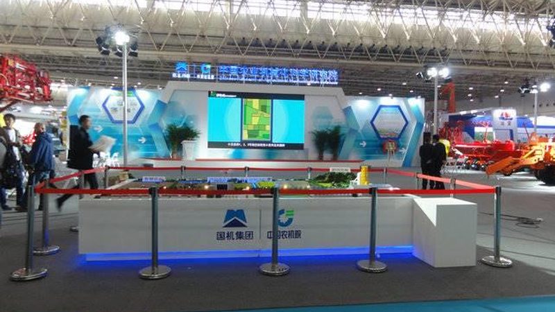 北京平面设计公司招聘与自招：两种路径的差异化分析